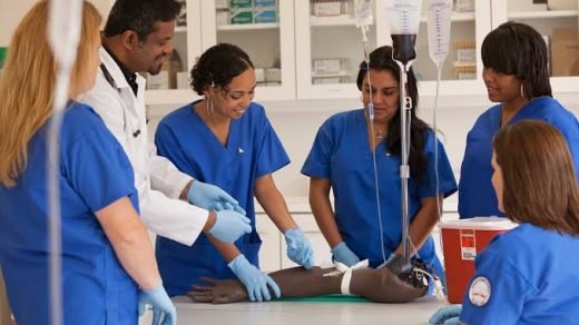 Nursing Programs Available in the US Available for International Students